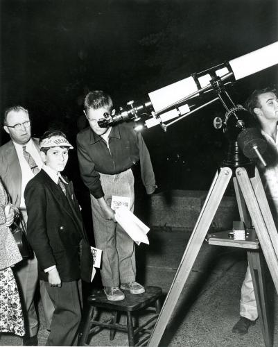 Telescope at CNE