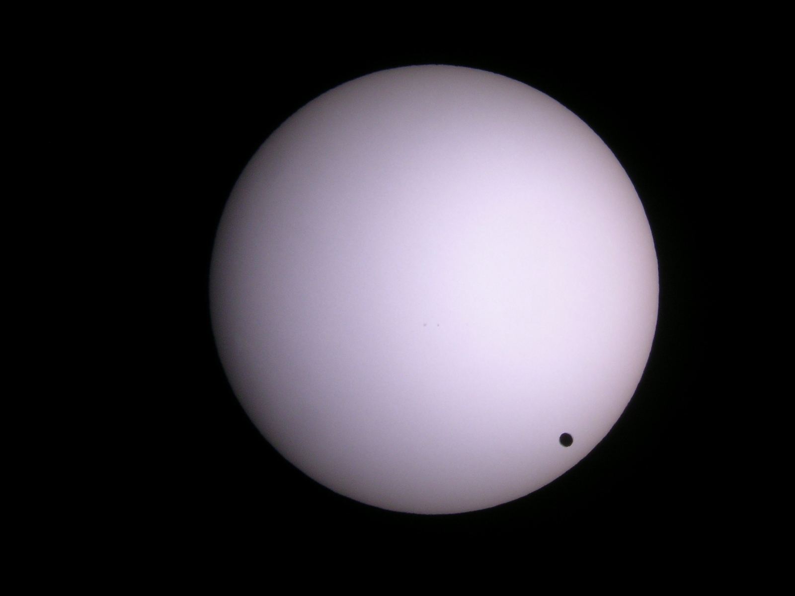 Dave McCarter's 2004 image of Venus near the Solar limb Dave McCarter's 2004 image of Venus near the Solar limb