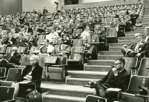 GA 1962 Crowd