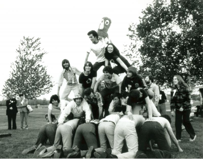 GA79 Human Pyramid